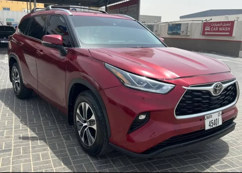 2021 Toyota Highlander in Dubai