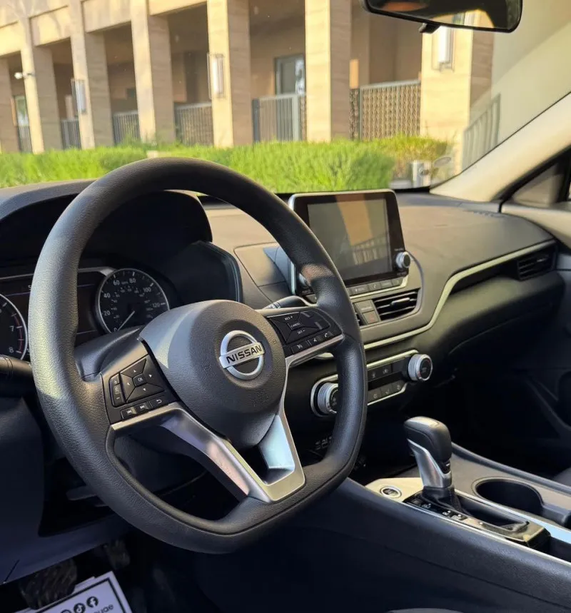 2020 Nissan Altima in Dubai