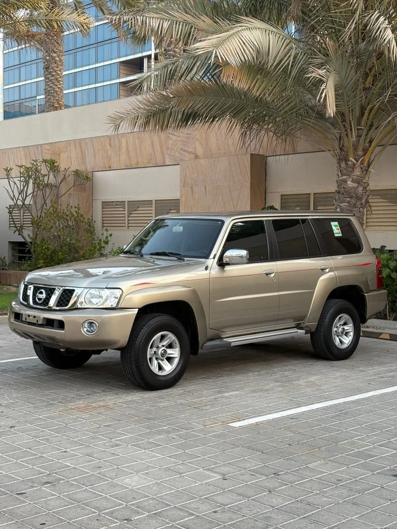 2020 Nissan Patrol Super Safari in Dubai