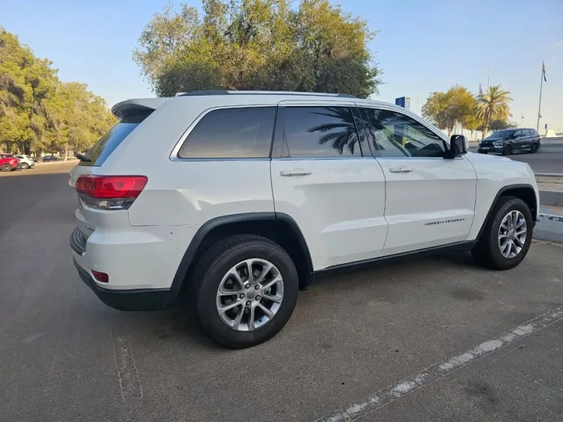 2014 Jeep Grand Cherokee in Dubai
