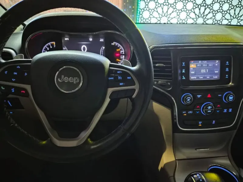 2014 Jeep Grand Cherokee in Dubai