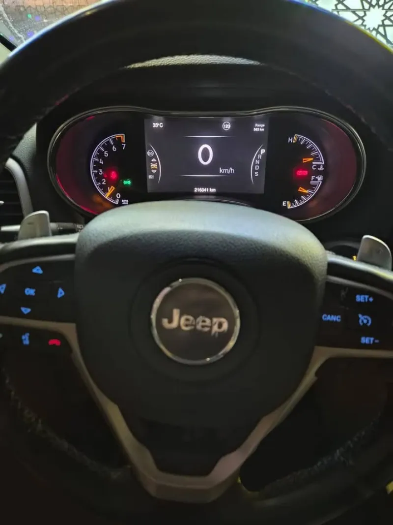 2014 Jeep Grand Cherokee in Dubai