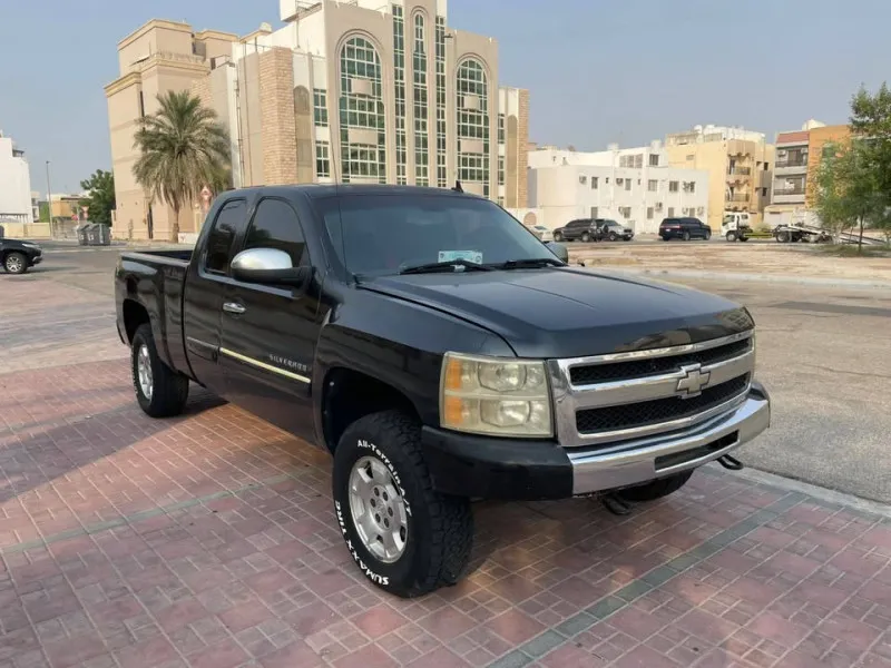 2010 Chevrolet Silverado in Dubai
