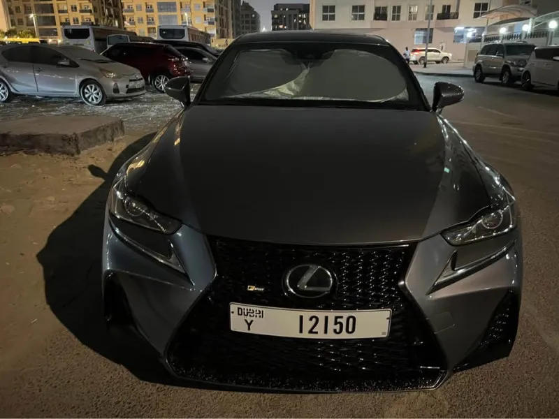 2018 لكزس أي أس ٣٠٠ in Dubai
