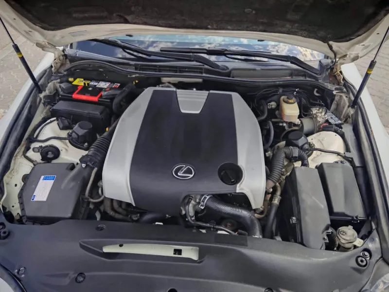 2016 Lexus IS in Dubai