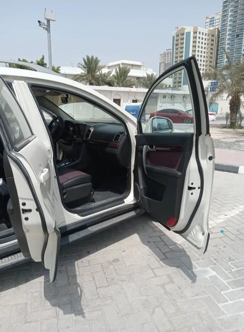2012 Chevrolet Captiva in Dubai