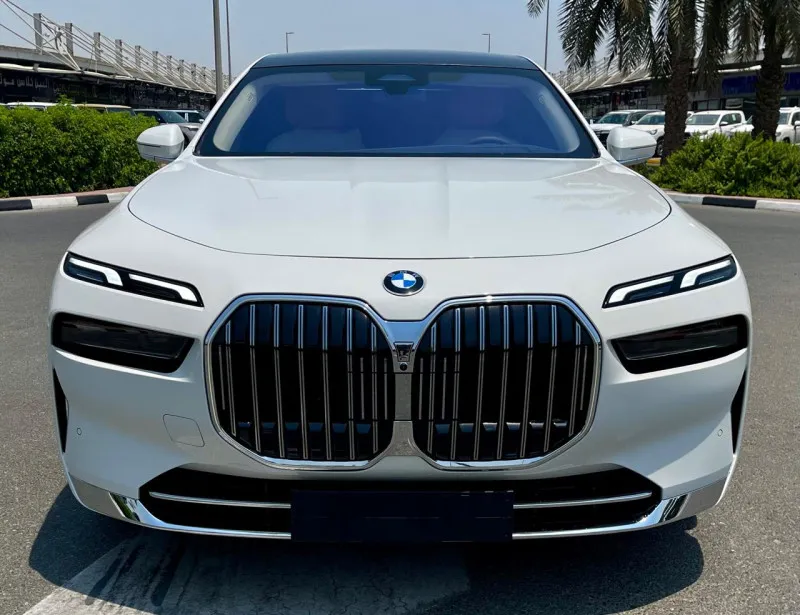 2016 بي أم دابليو الفئة - 7 in Dubai