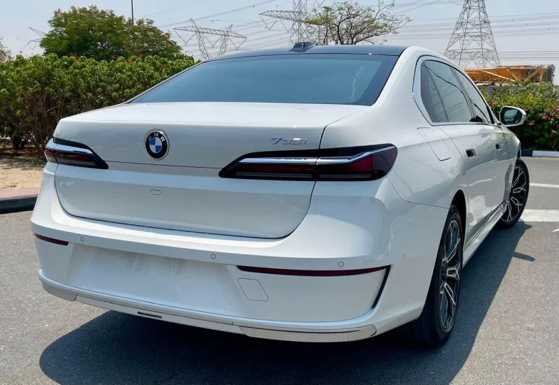 2016 بي أم دابليو الفئة - 7 in Dubai