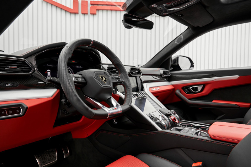 2021 Lamborghini URUS in dubai