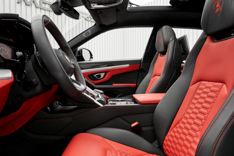 2021 Lamborghini URUS in dubai