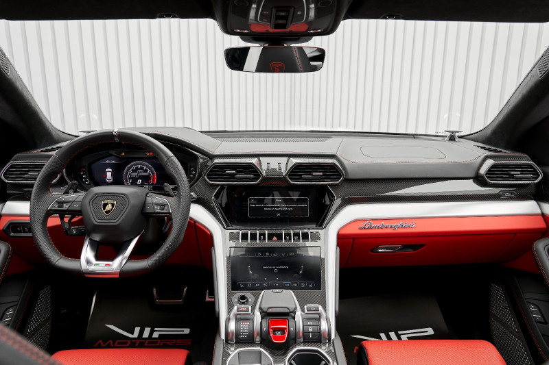 2021 Lamborghini URUS in dubai