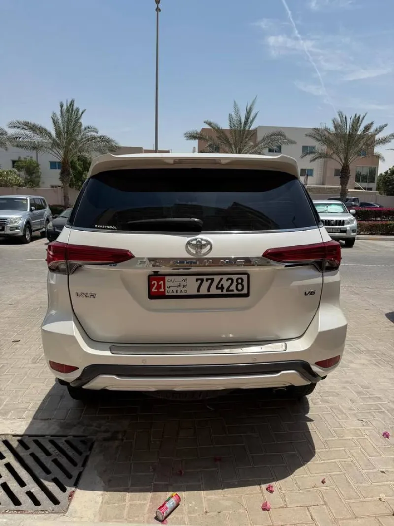 2017 Toyota Fortuner in Dubai