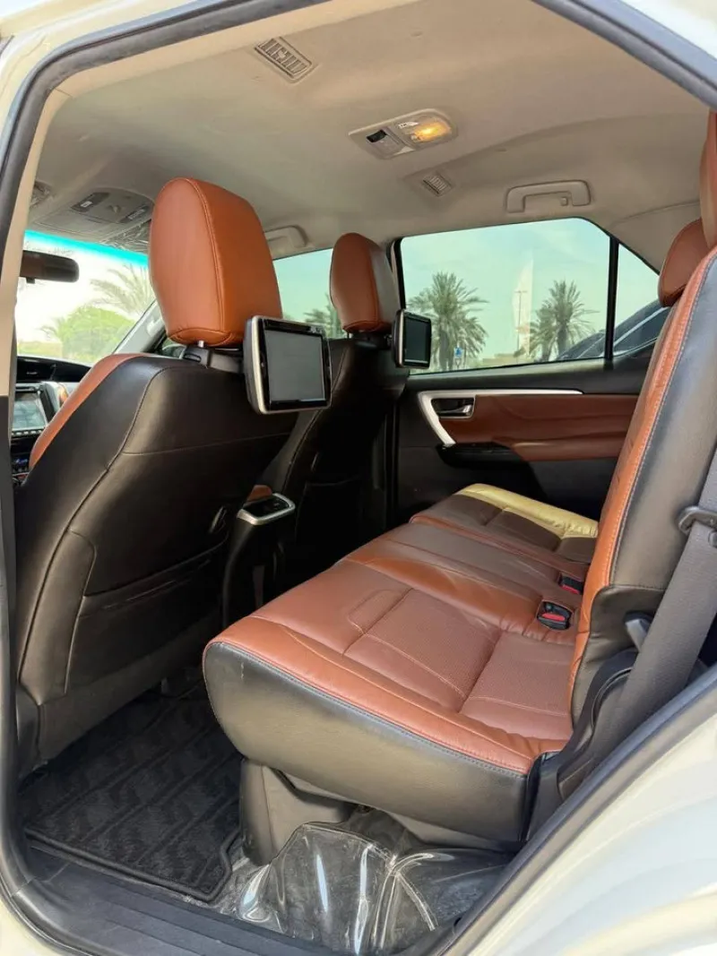 2017 Toyota Fortuner in Dubai