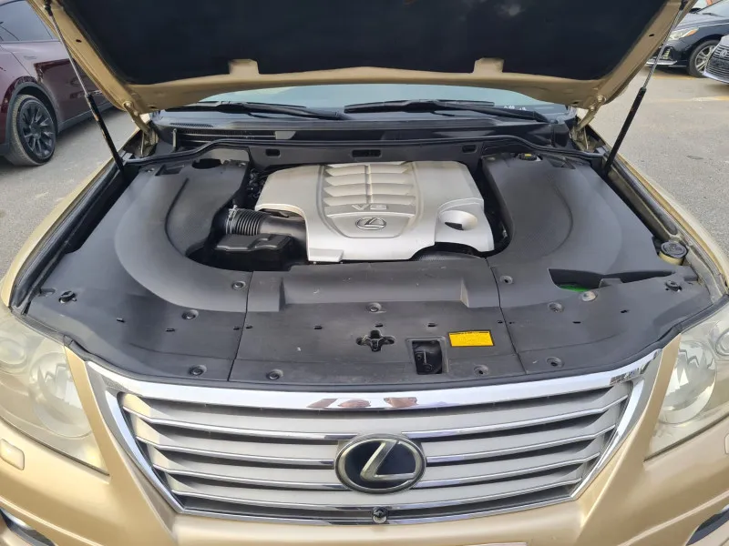 2020 Lexus LX 570 in Dubai