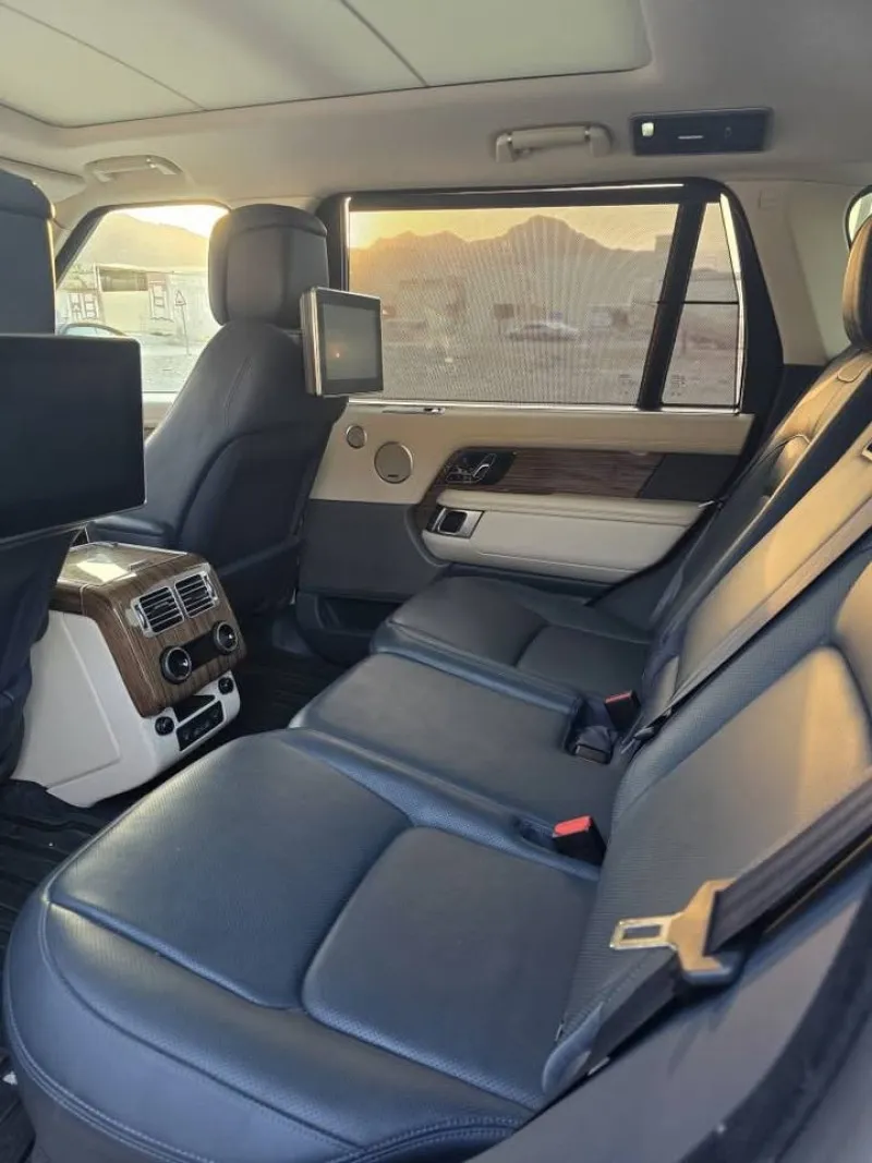 2020 Land Rover Range Rover in Dubai