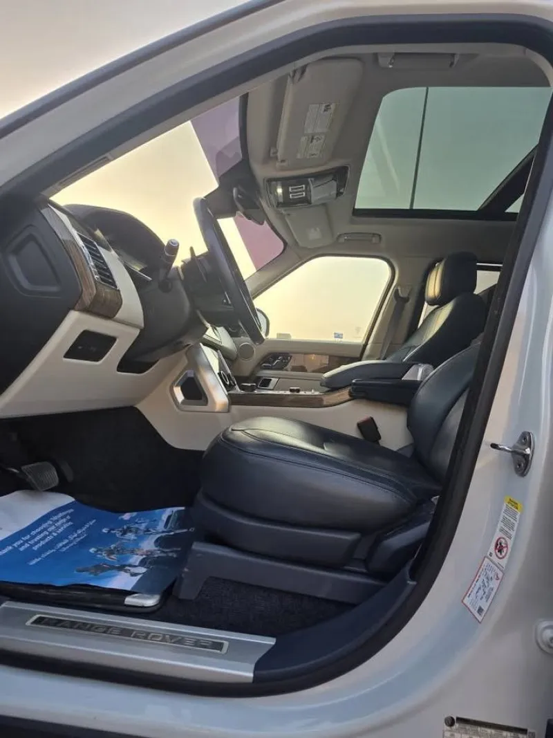 2020 Land Rover Range Rover in Dubai