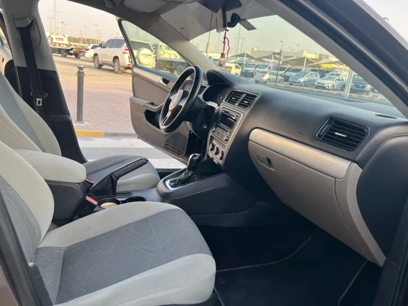 2012 Volkswagen Jetta in Dubai