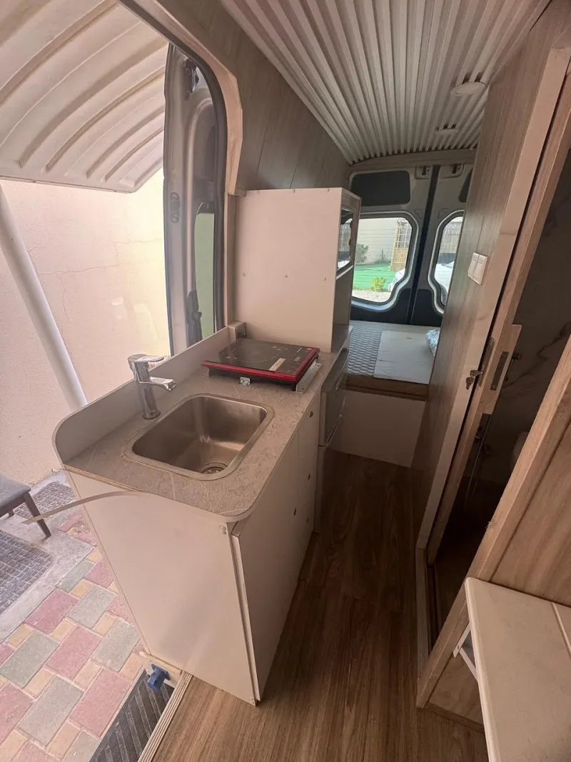 2016 Mercedes-Benz Sprinter in Dubai