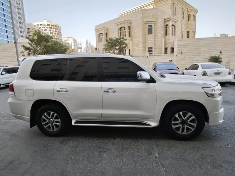 2009 Toyota Land Cruiser in Dubai