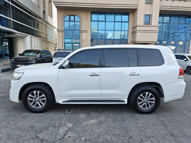 2009 Toyota Land Cruiser in Dubai