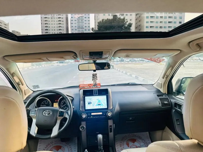 2012 تويوتا برادو in Dubai