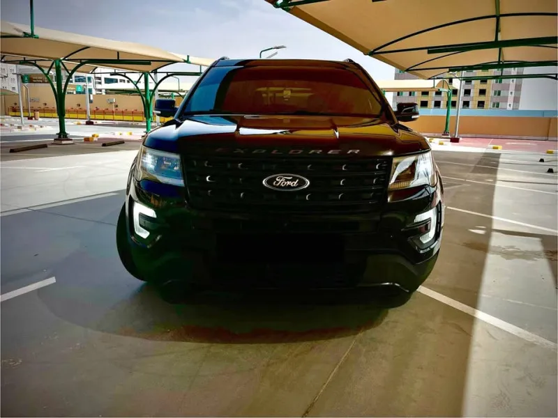 2016 Ford Explorer in Dubai