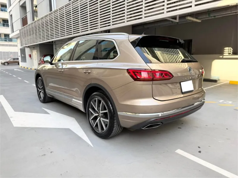 2019 Volkswagen Touareg in Dubai