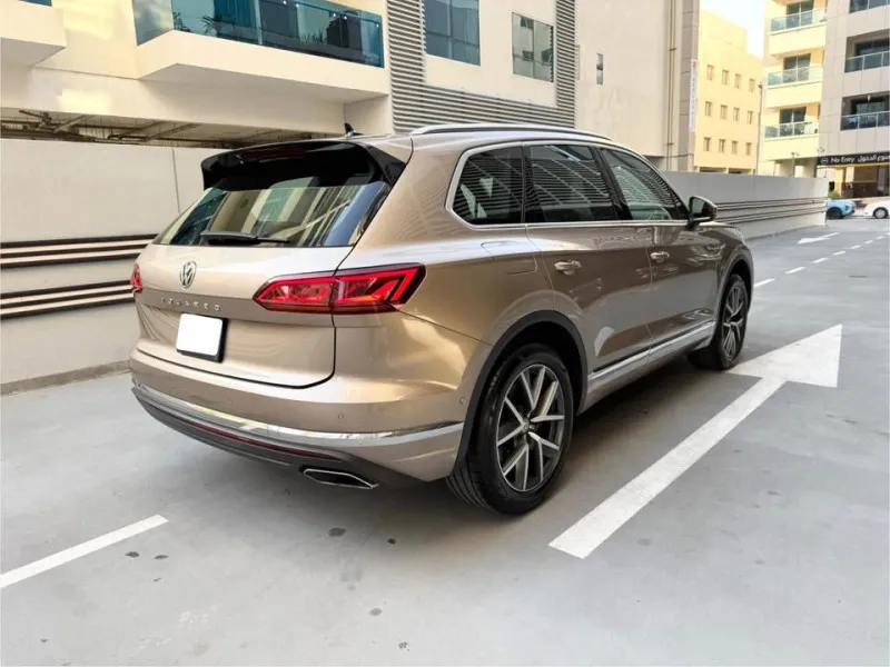 2019 Volkswagen Touareg in Dubai
