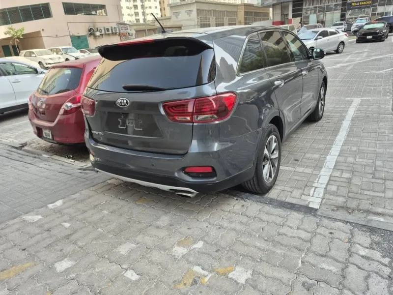2020 Kia Sorento in Dubai