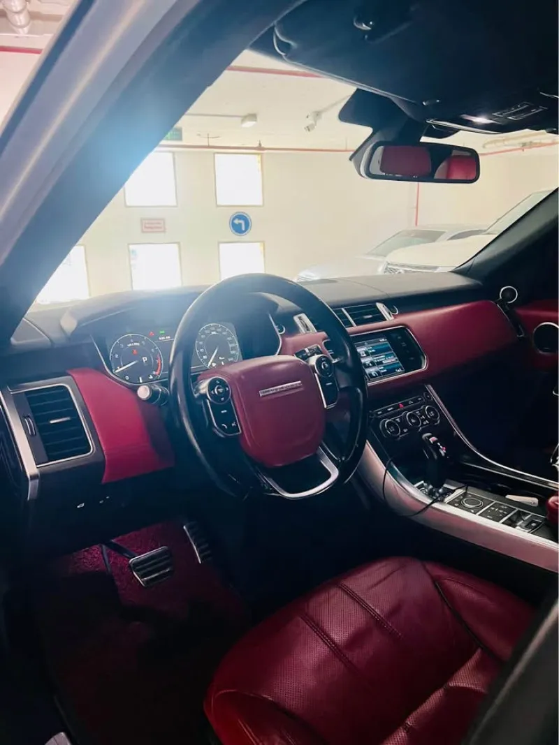 2016 Land Rover Range Rover Sport in Dubai