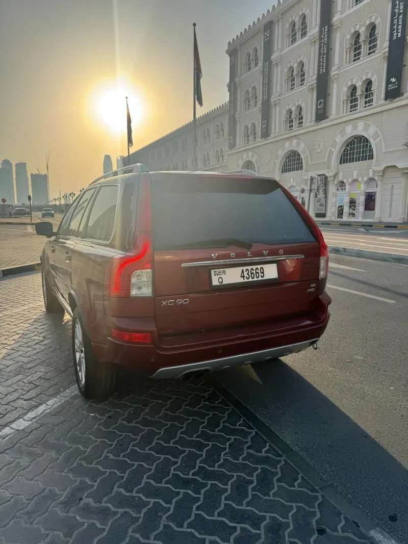 2014 فولفو اكس سي ٩٠ in Dubai