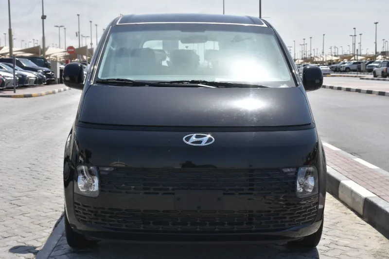 2024 Hyundai Staria in Dubai