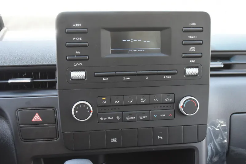 2024 Hyundai Staria in Dubai