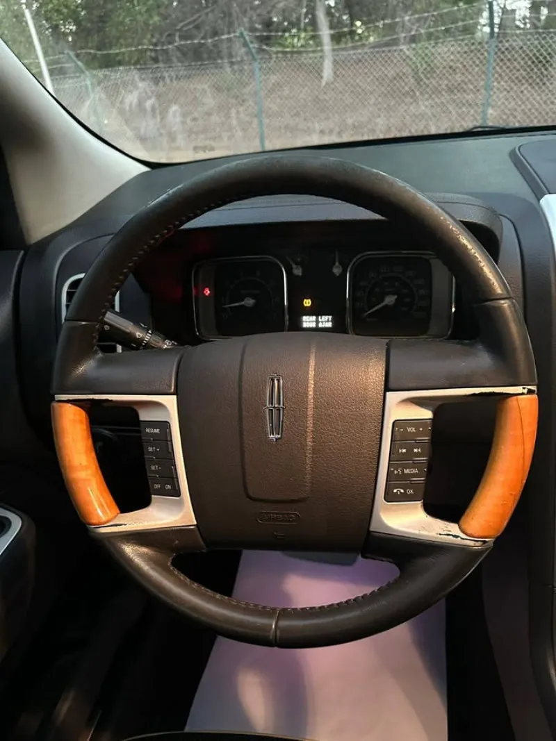 2009 Lincoln MKX in Dubai