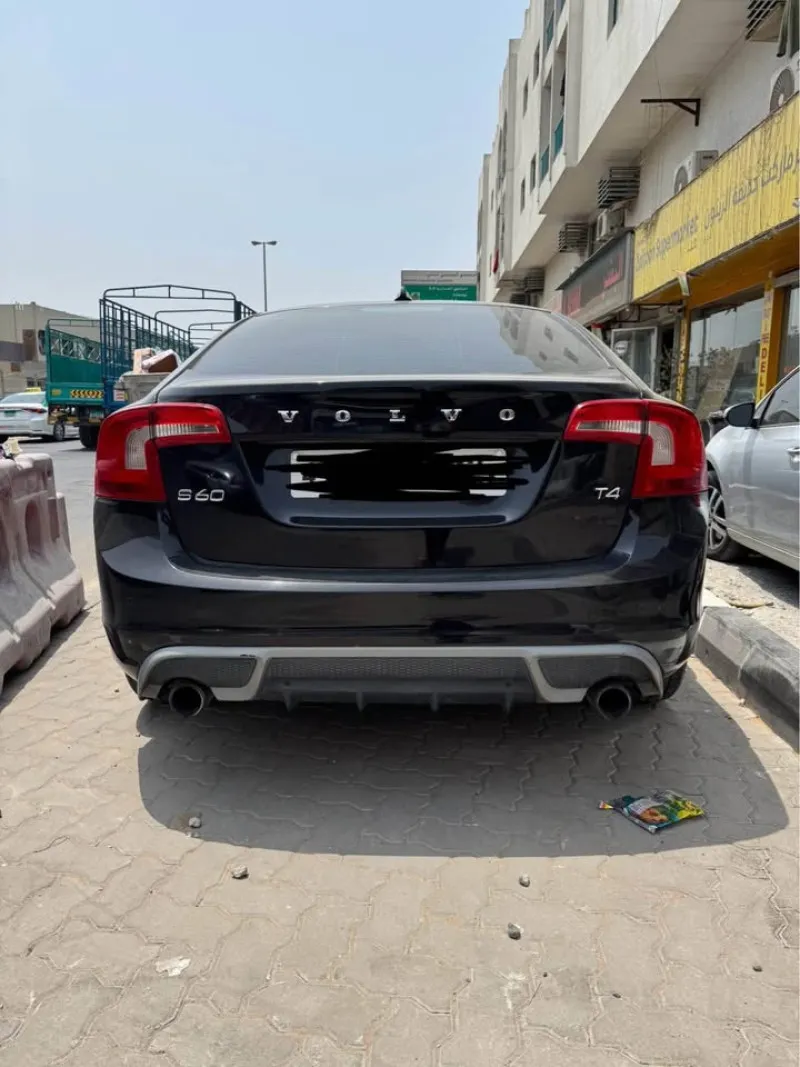 2013 فولفو آس٦٠ in Dubai