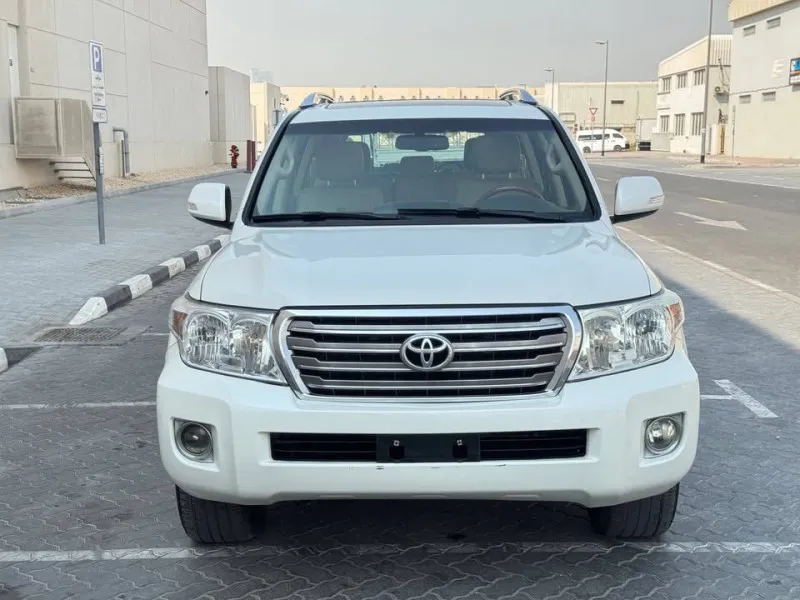 2015 Toyota Land Cruiser in Dubai