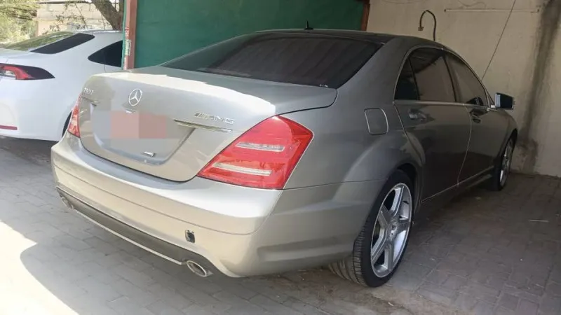2009 Mercedes-Benz S-Class in Dubai