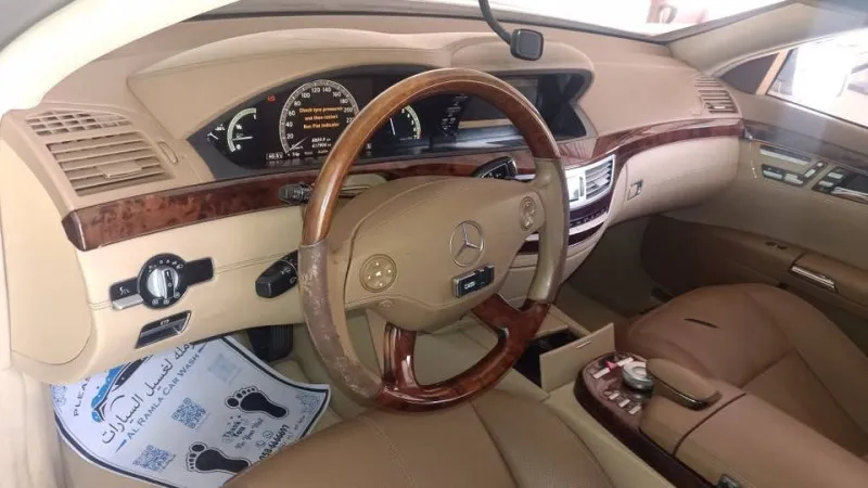 2009 Mercedes-Benz S-Class in Dubai