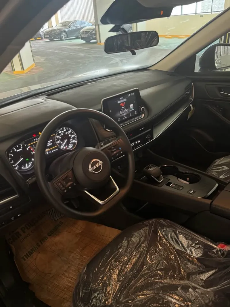 2024 Nissan Rogue in Dubai