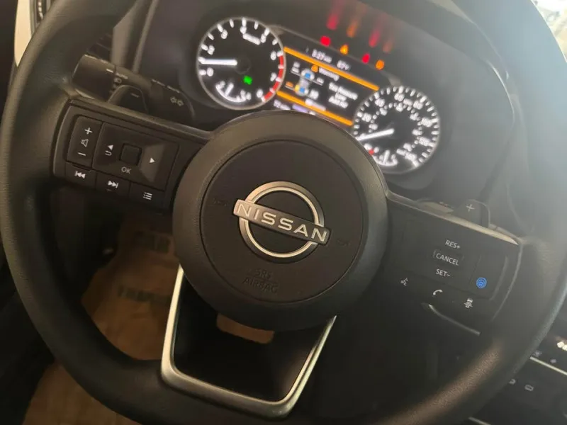 2024 Nissan Rogue in Dubai