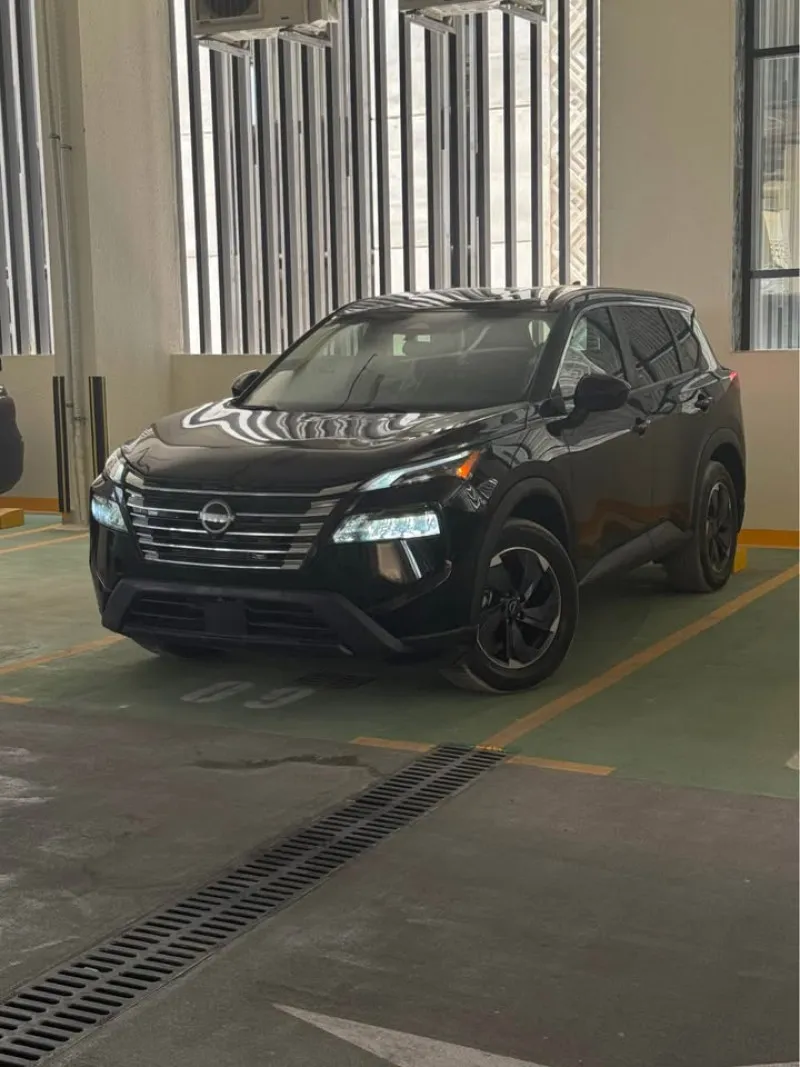 2024 Nissan Rogue in Dubai