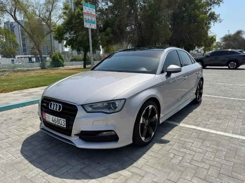 2016 اودي آي ٣ in Dubai