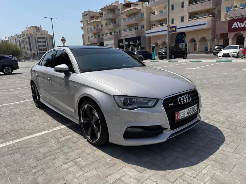 2016 اودي آي ٣ in Dubai