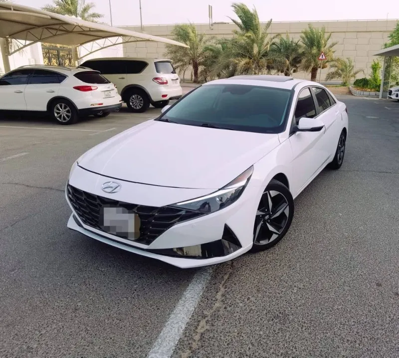 2022 Hyundai Elentra in Dubai