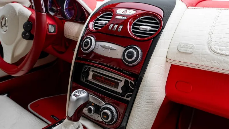 2006 Mercedes-Benz SLR in Dubai