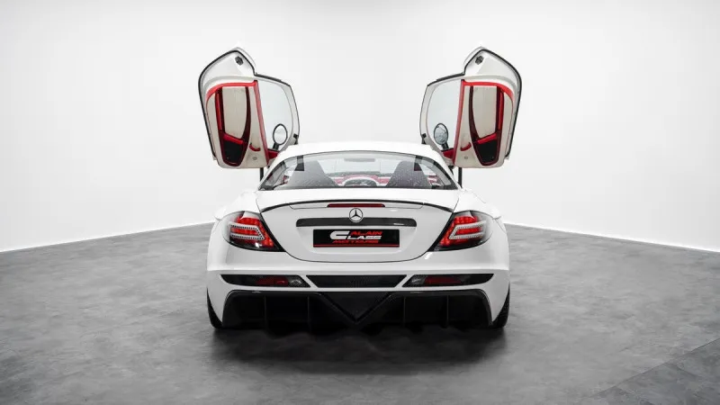 2006 Mercedes-Benz SLR in Dubai