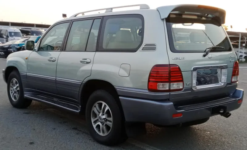 2005 لكزس أل أكس ٤٧٠ in Dubai