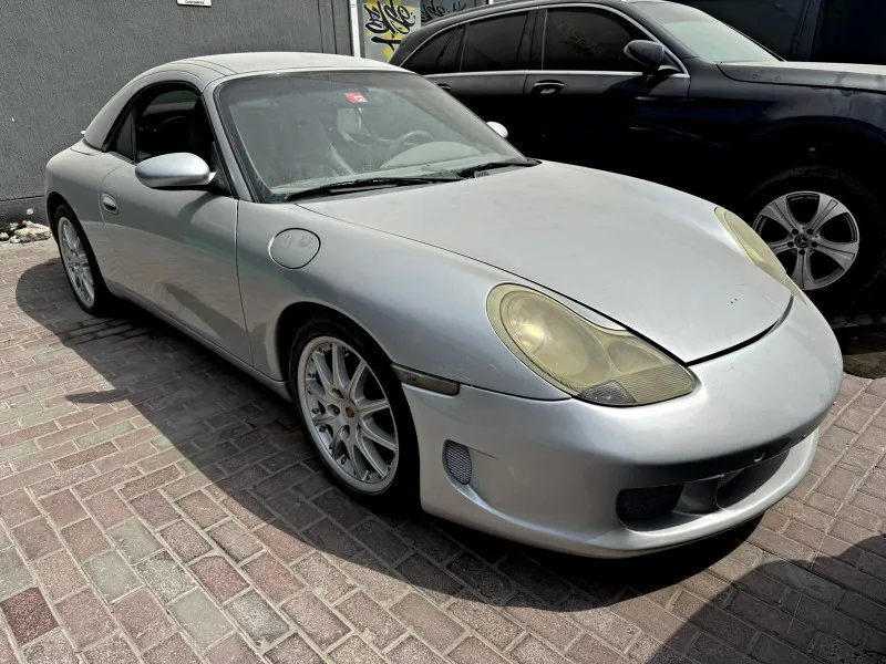 2000 Porsche 911 Carrera in Dubai