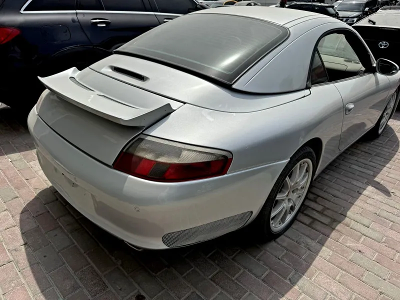 2000 Porsche 911 Carrera in Dubai
