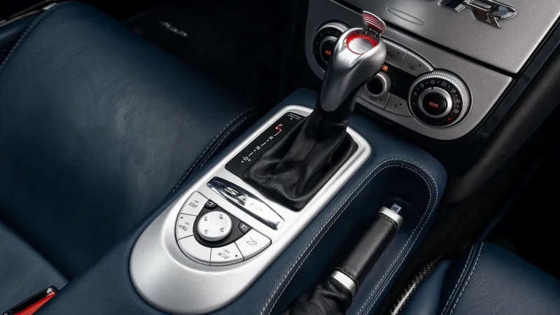 2006 Mercedes-Benz SLR in Dubai
